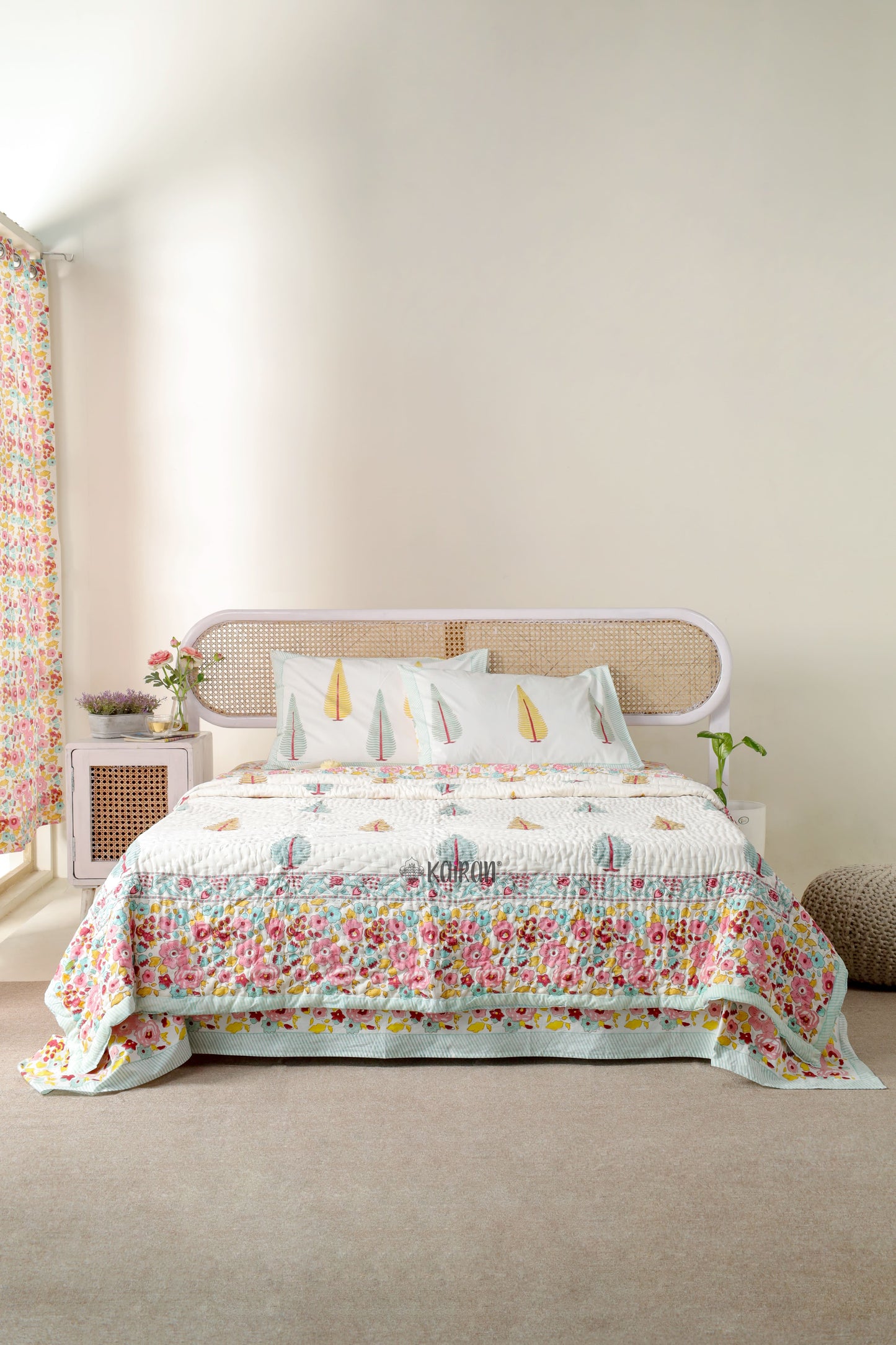 KOLKATA HAND BLOCK PRINTED BEDSHEET & PILLOWS