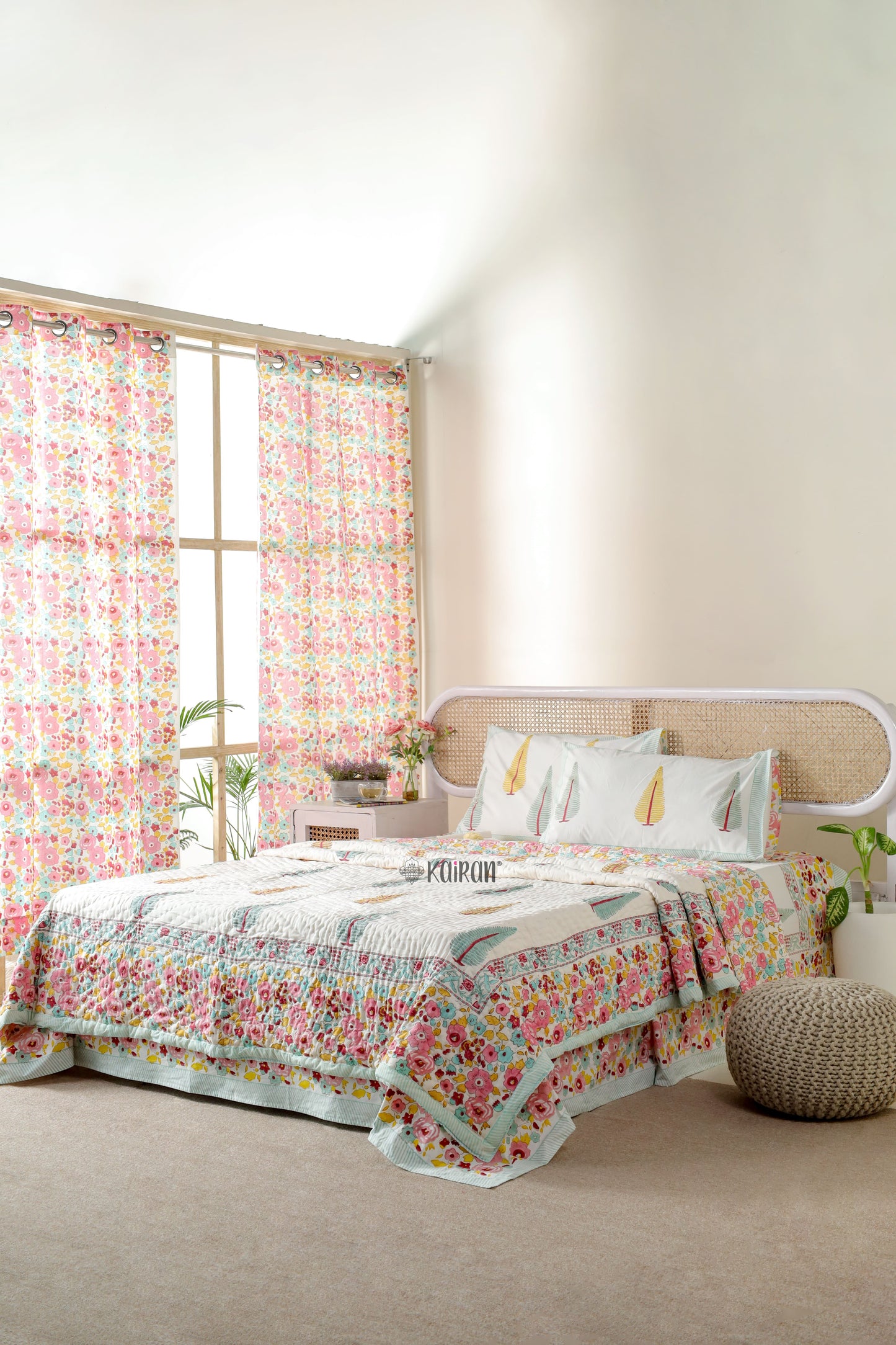 KOLKATA HAND BLOCK PRINTED BEDSHEET & PILLOWS