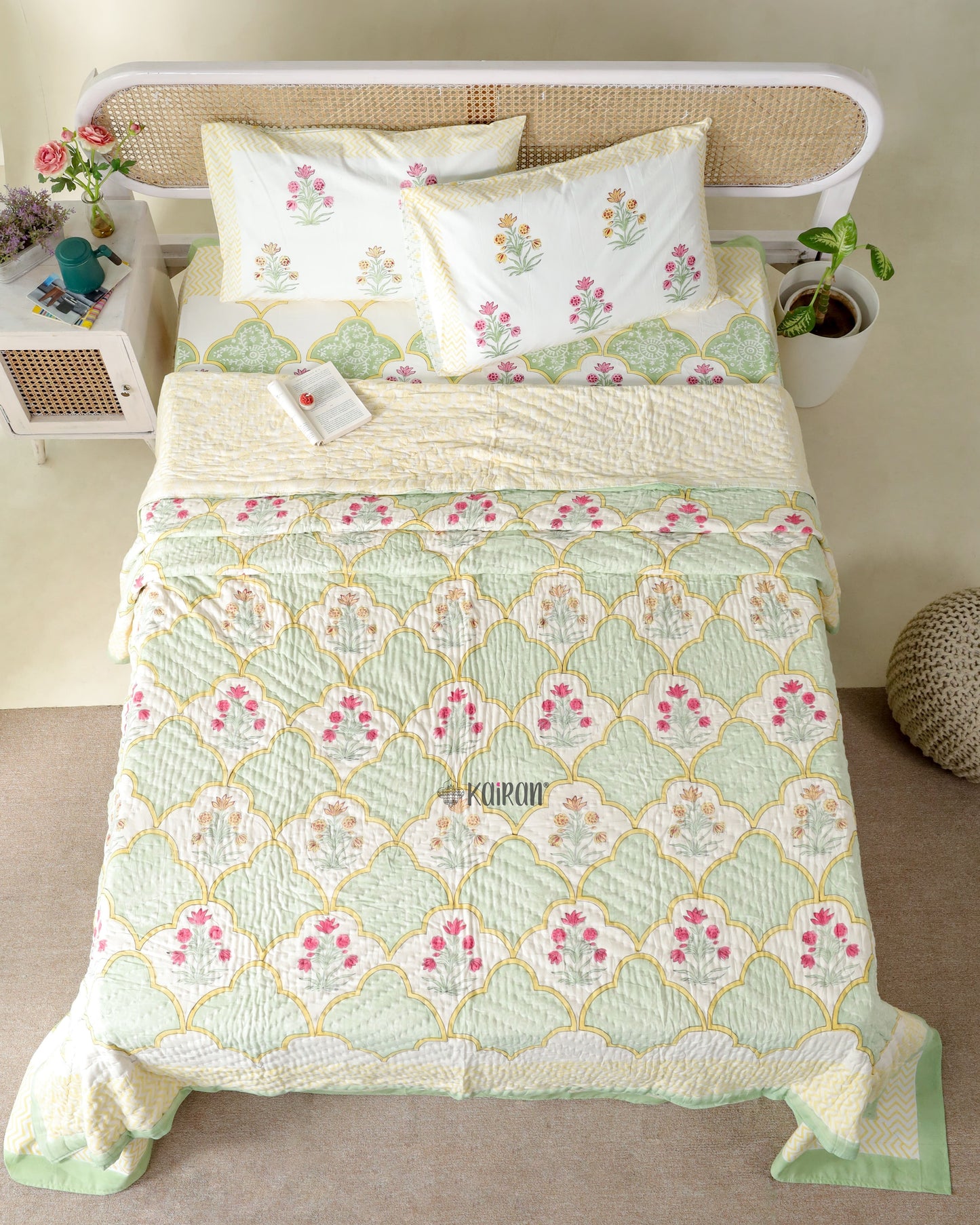LUCKNOW HAND BLOCK PRINTED BEDSHEET & PILLOWS