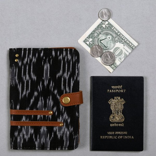 Black-White Handcrafted - Meraki Passport Cover