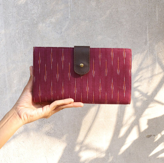 Maroon Handcrafted Trouvaille Reversible Women's Wallet