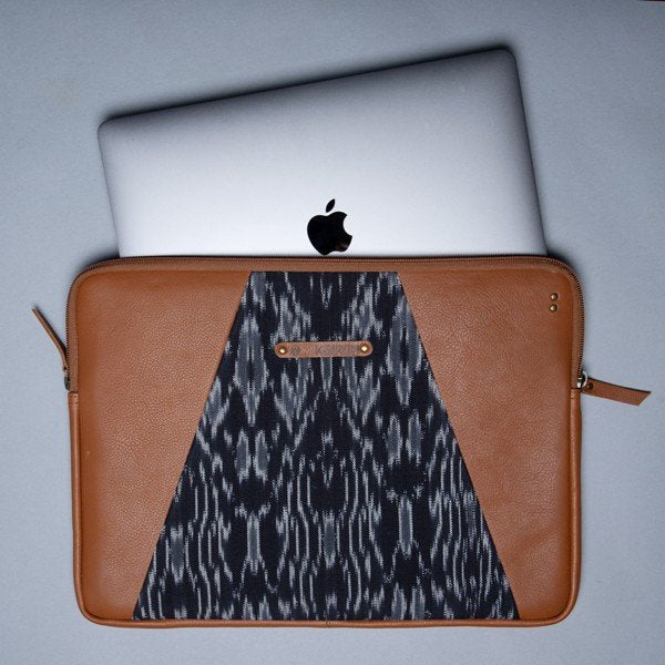 Black-White Handcrafted- Meraki Laptop Sleeve