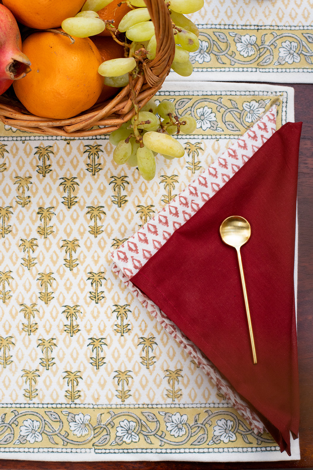 Jumeriah Handcrafted Table Linen Gift Box