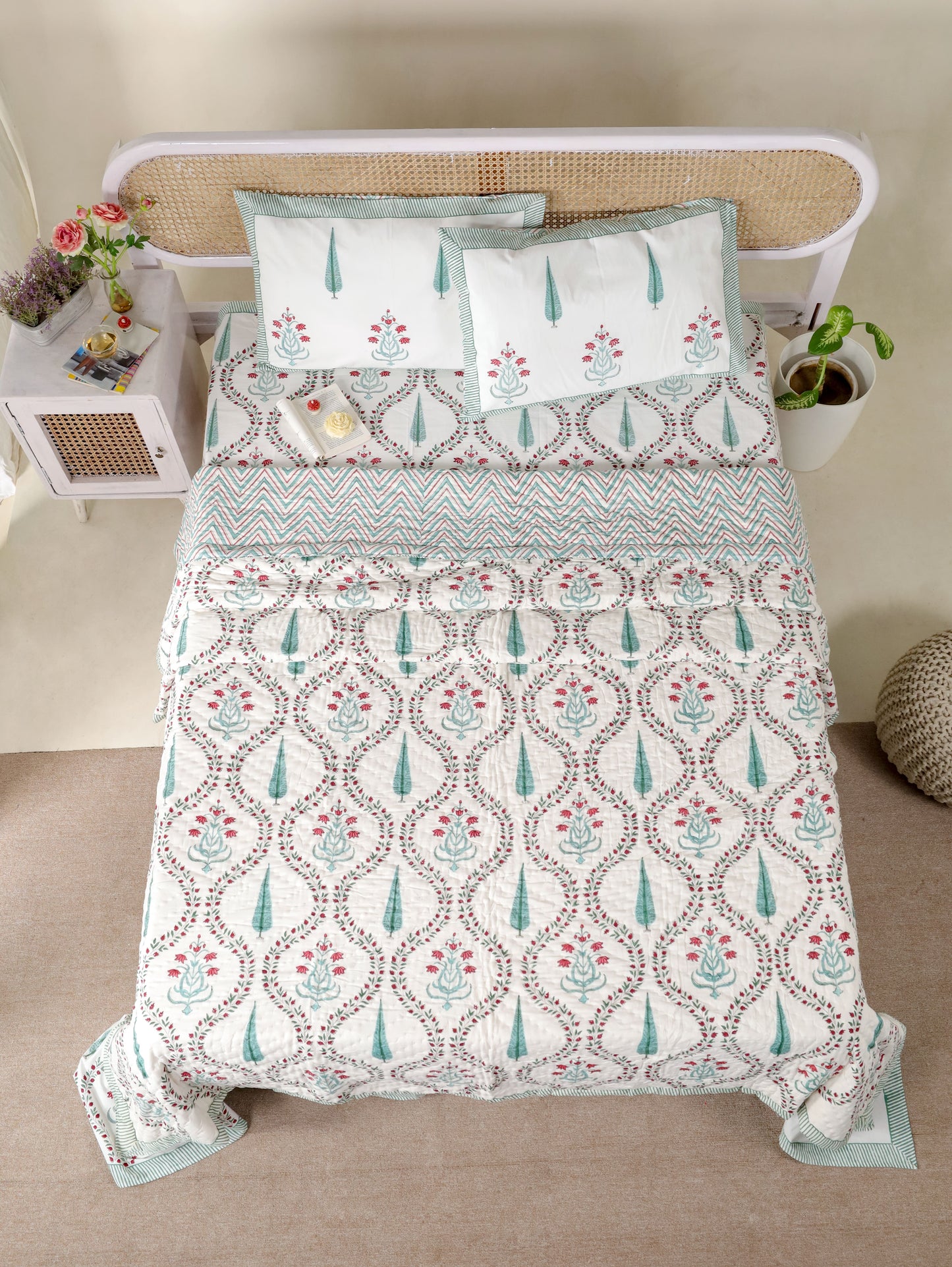 AGRA HAND BLOCK PRINTED BEDDING SET