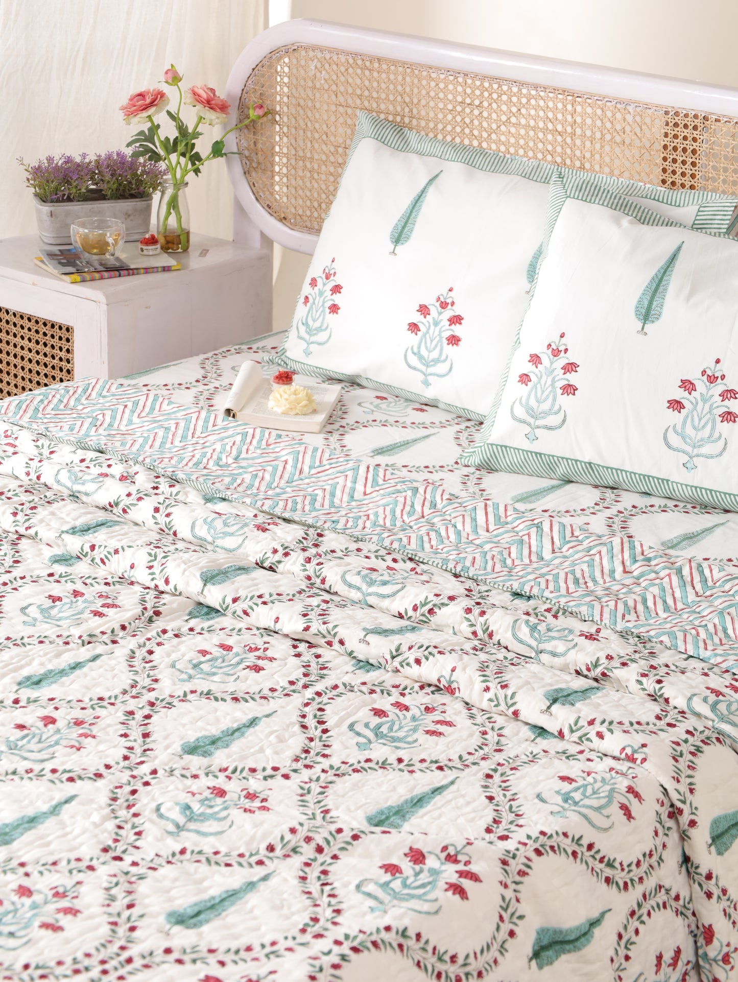 AGRA HAND BLOCK PRINTED BEDDING SET