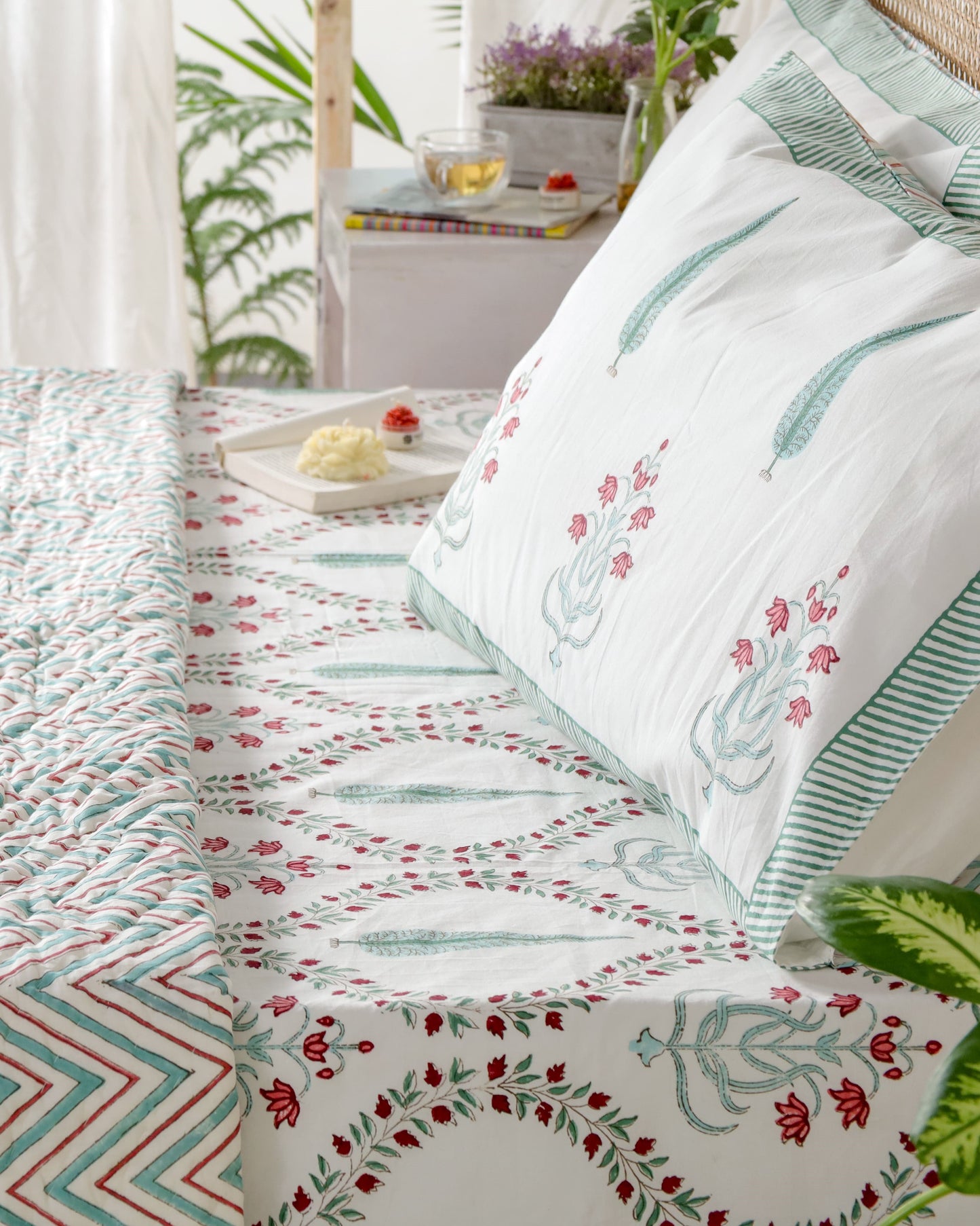 AGRA HAND BLOCK PRINTED BEDDING SET