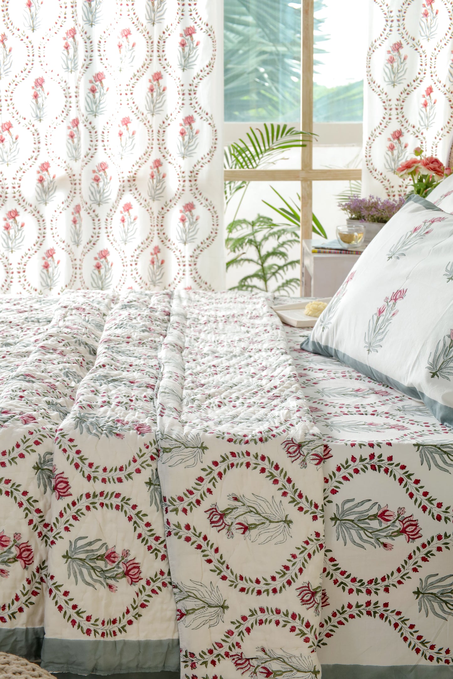 BANARAS HAND BLOCK PRINTED BEDDING SET