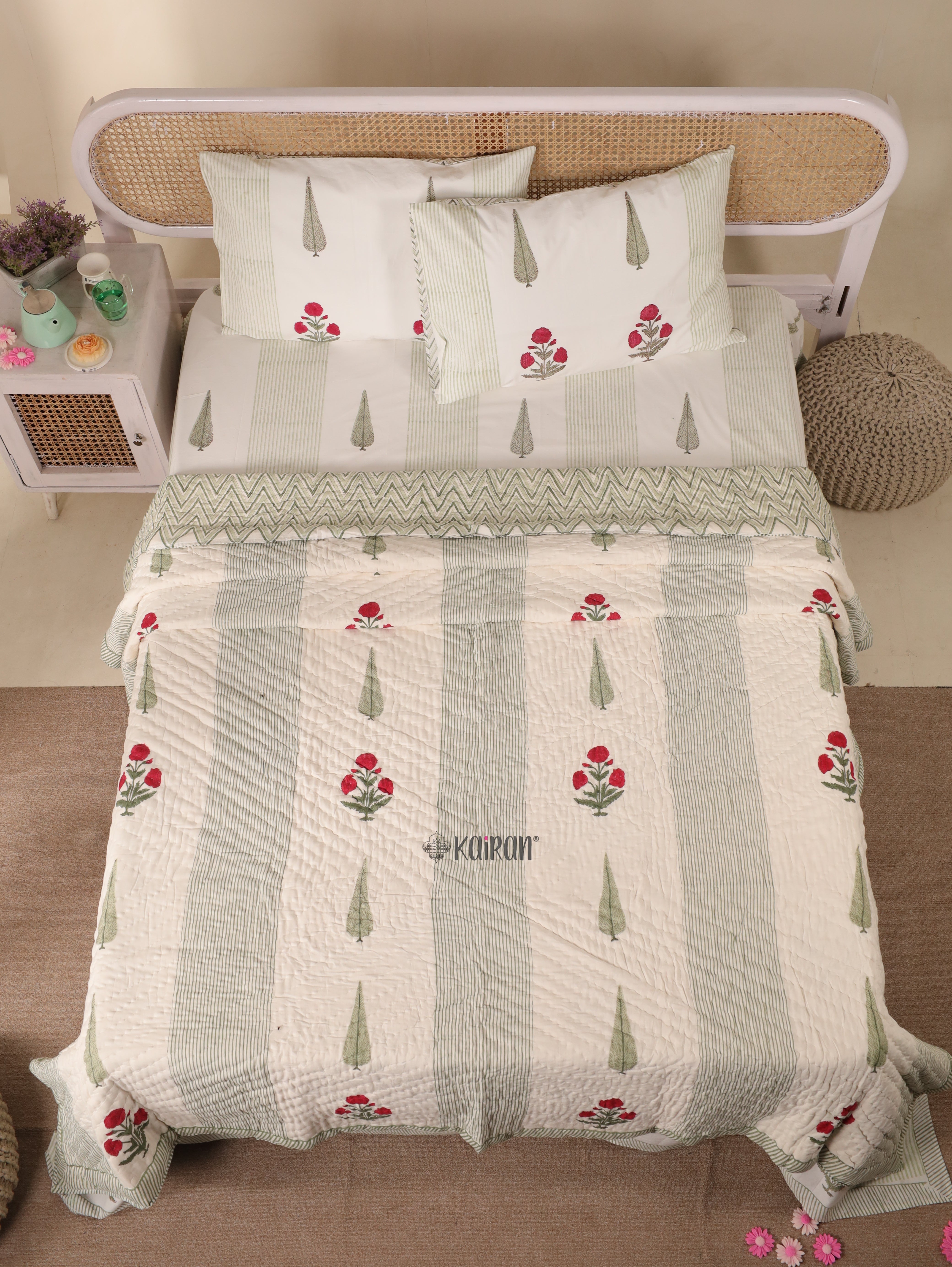 GULMARG HAND BLOCK PRINTED BEDSHEET & PILLOWS