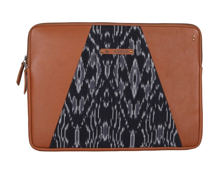 Black-White Handcrafted- Meraki Laptop Sleeve