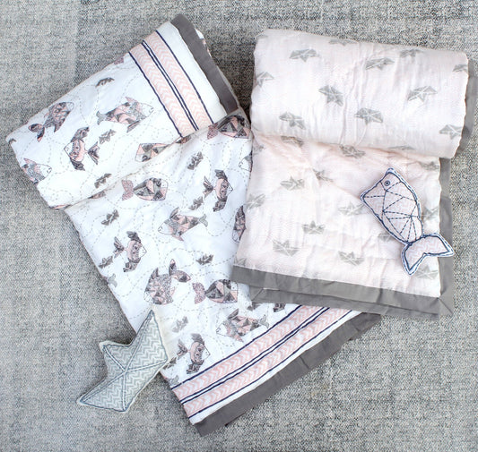 Machali Aur Naav – Hand Block Print Reversible Cotton Quilt (Grey & Pink)