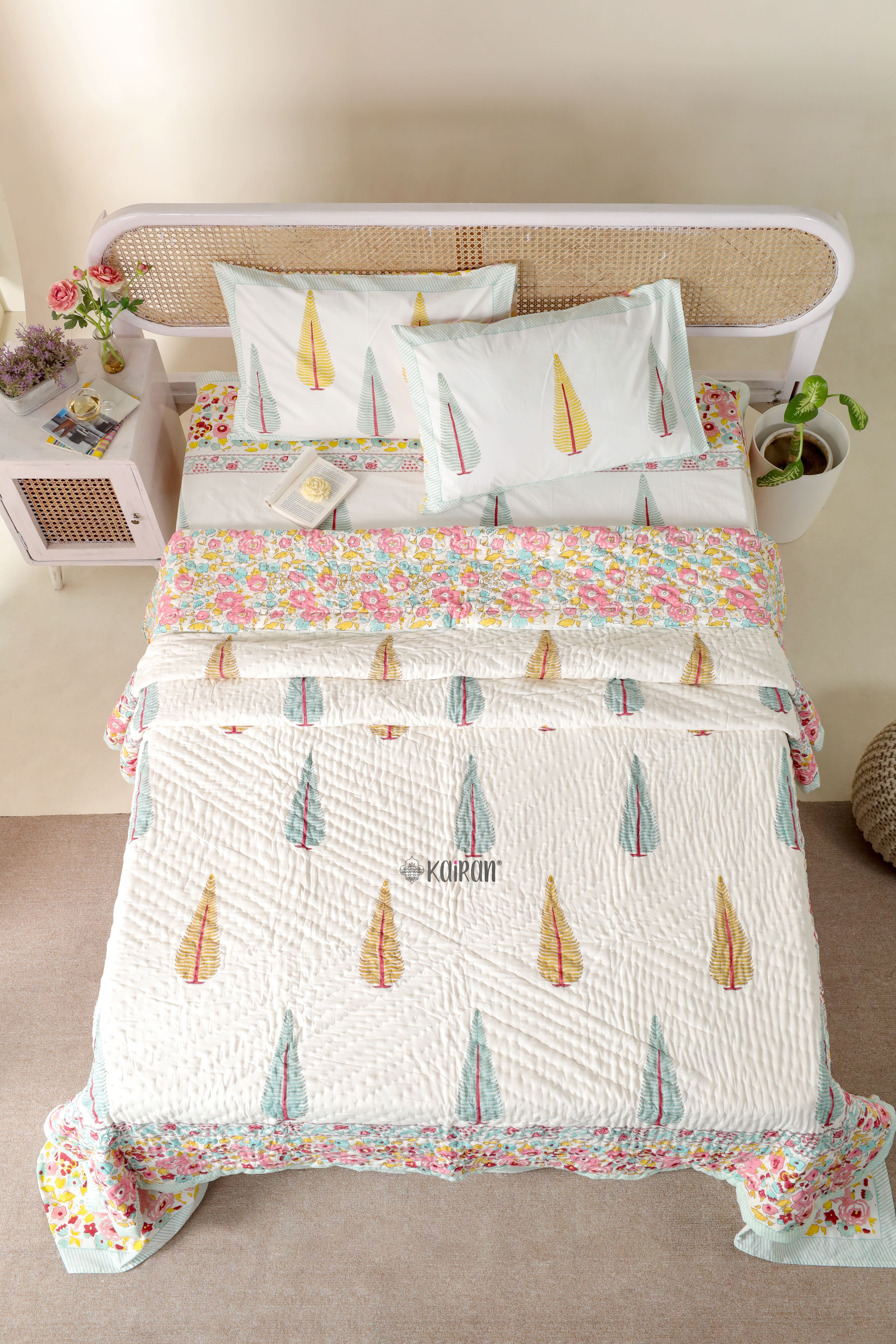 KOLKATA HAND BLOCK PRINTED BEDSHEET & PILLOWS