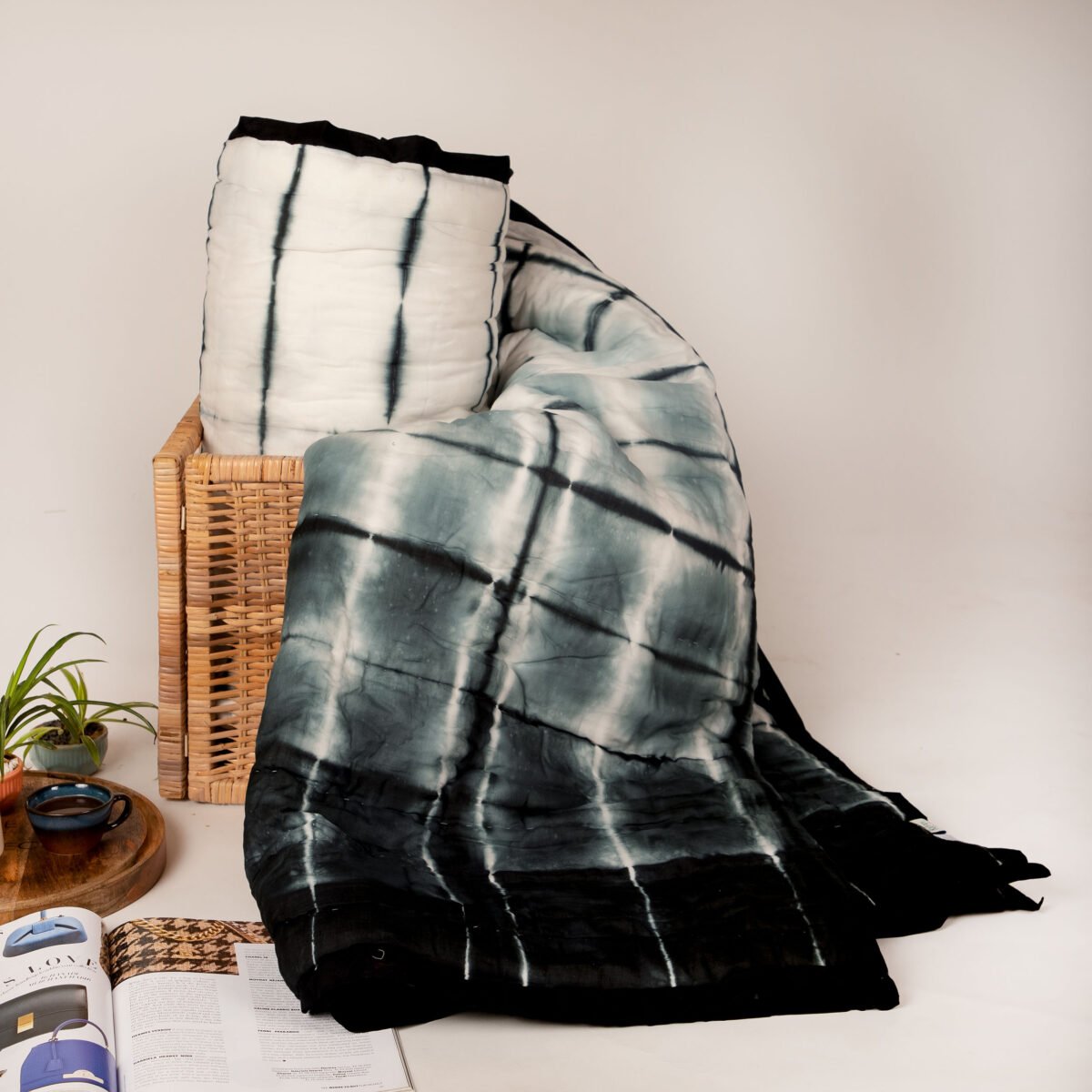 Syahi – Shibori Dyed Single & Double Jaipuri Cotton Quilt
