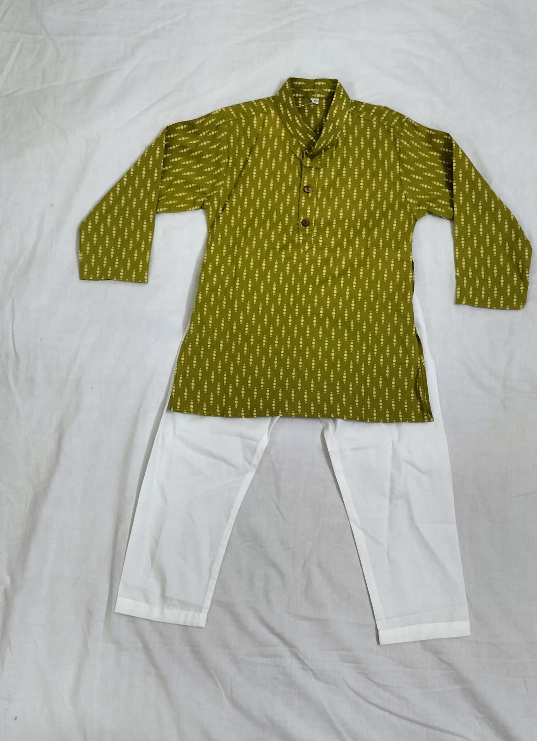 Boys green kurta pyjama set