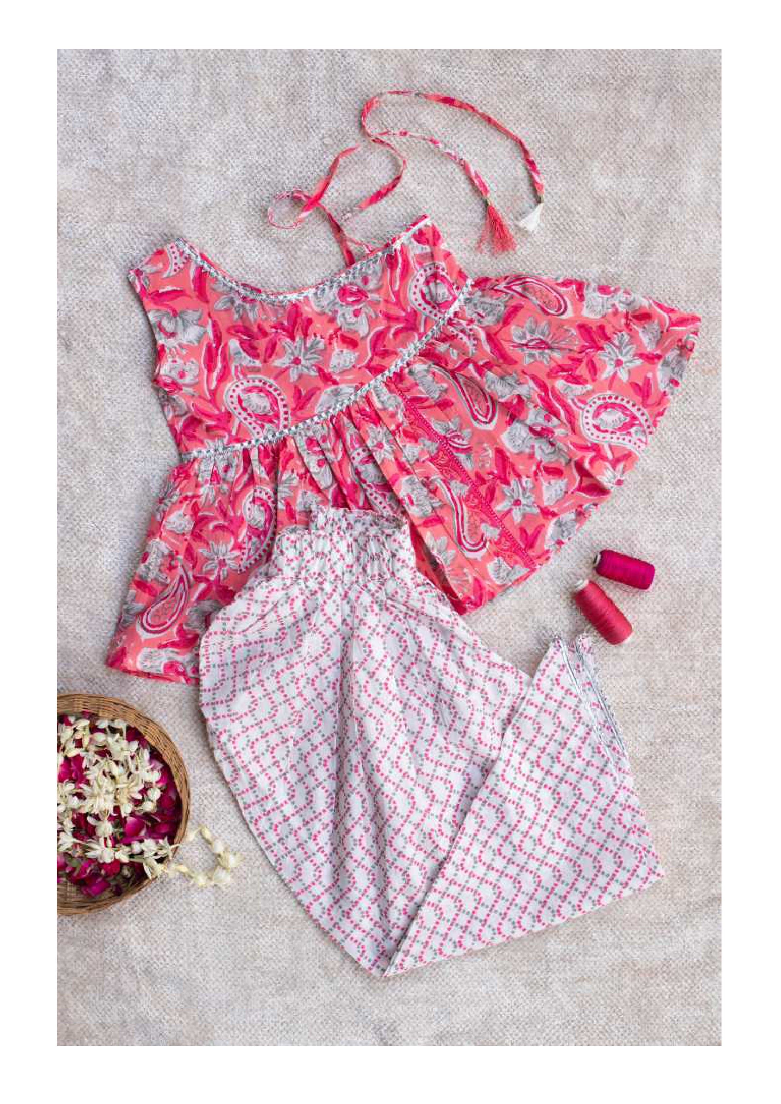 Pink kurta set for girls
