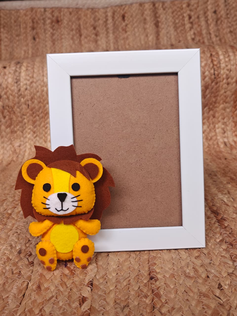 Customized Photo frame with lion