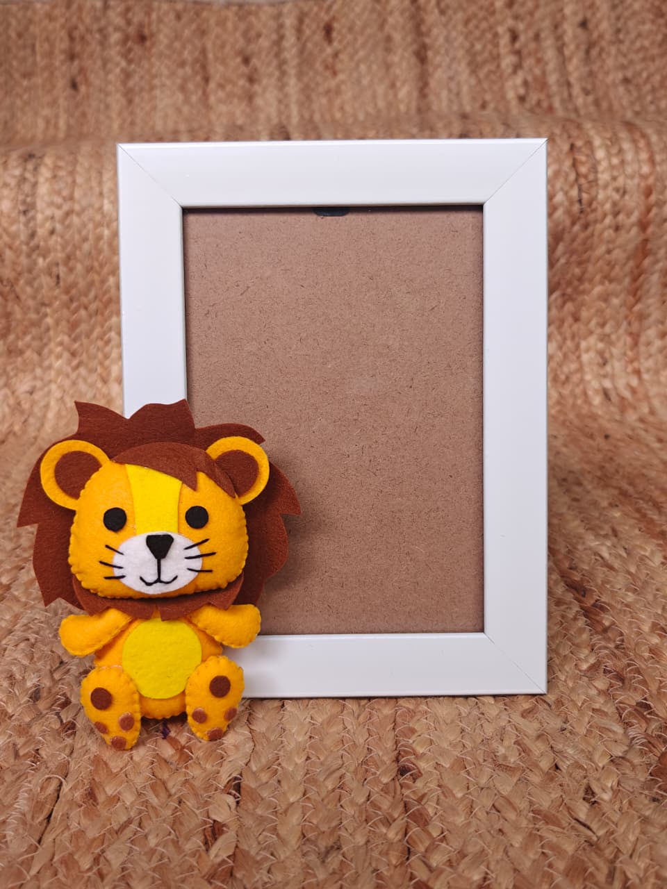 Customized Photo frame with lion