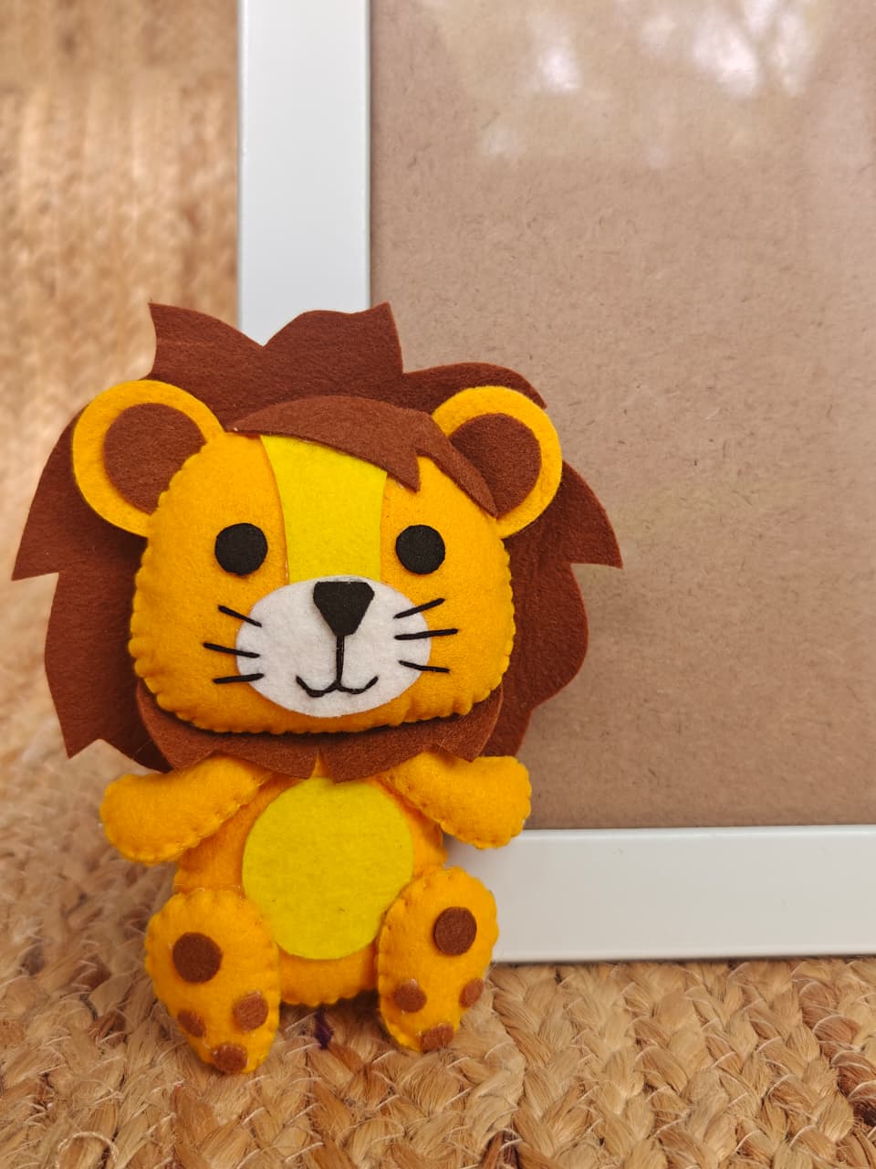 Customized Photo frame with lion