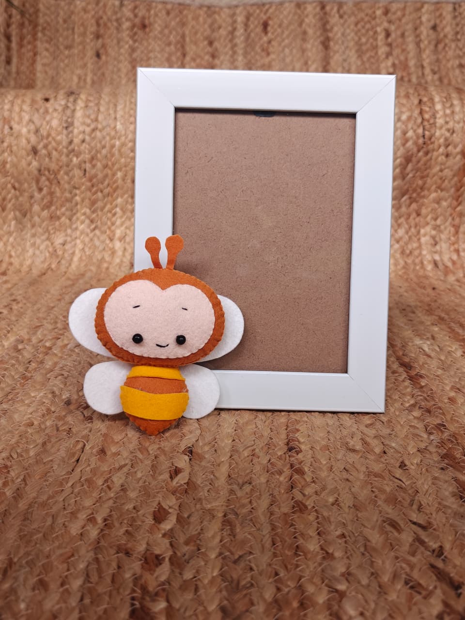 Customized Photo frame with Bee