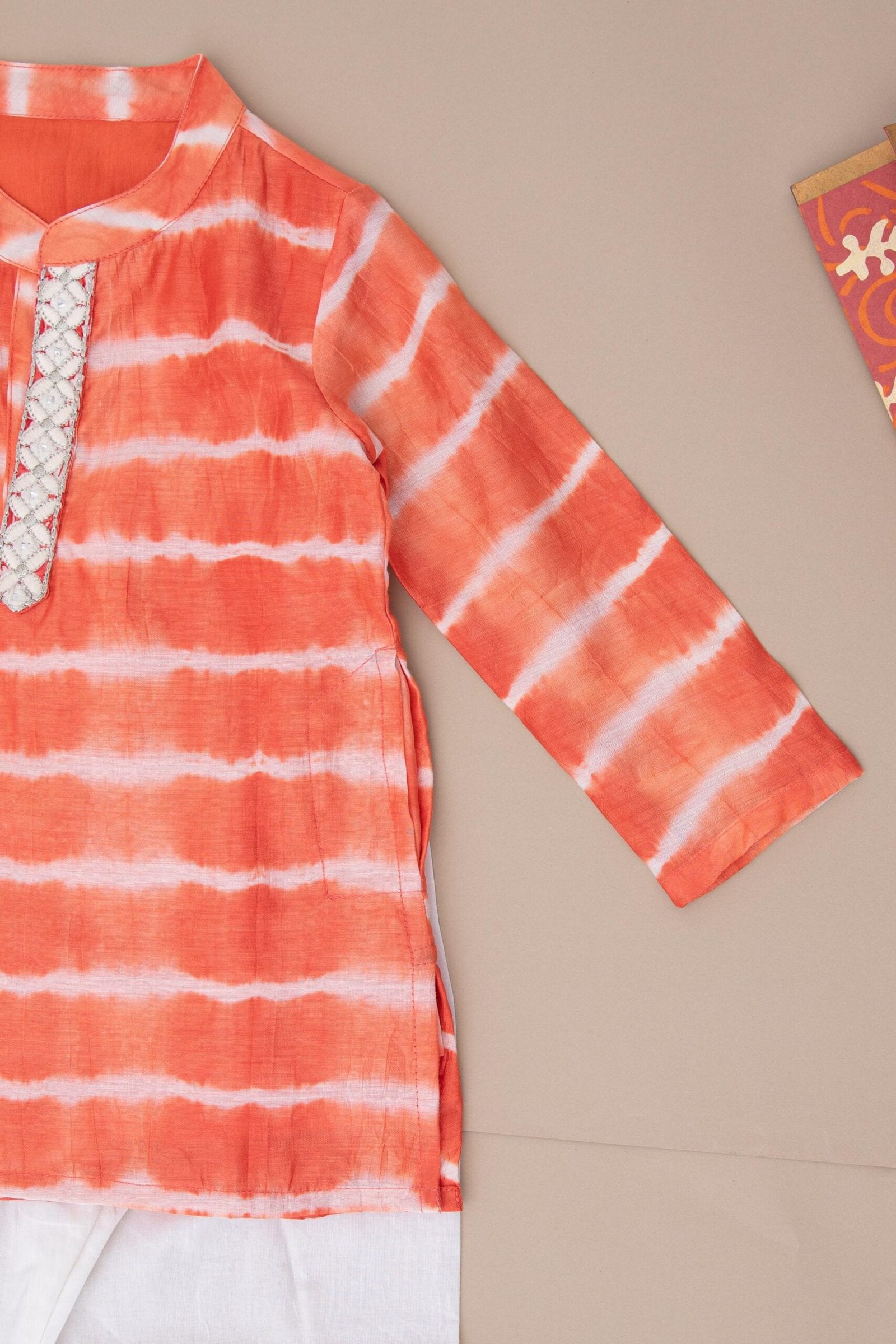 NARANGI Kurta Pyajama
