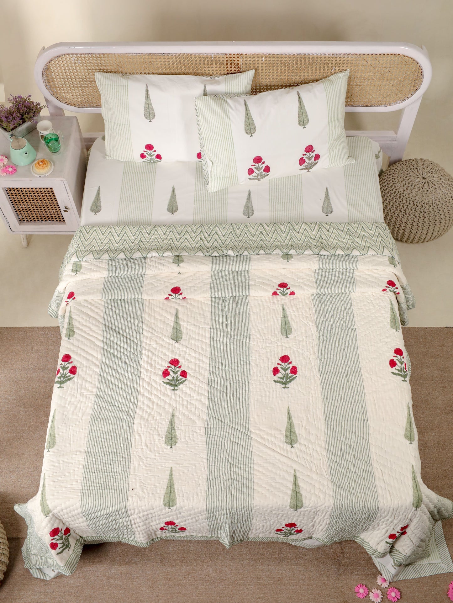 GULMARG HAND BLOCK PRINTED QUILT