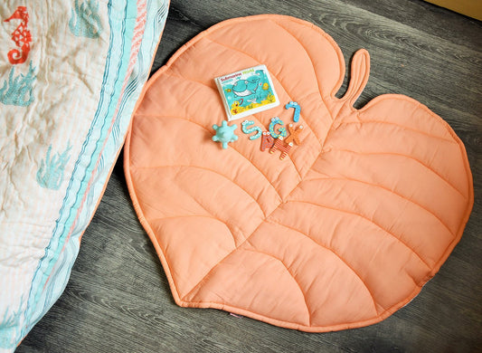The Seahorse Story - Leaf Shaped Quilted Playmat