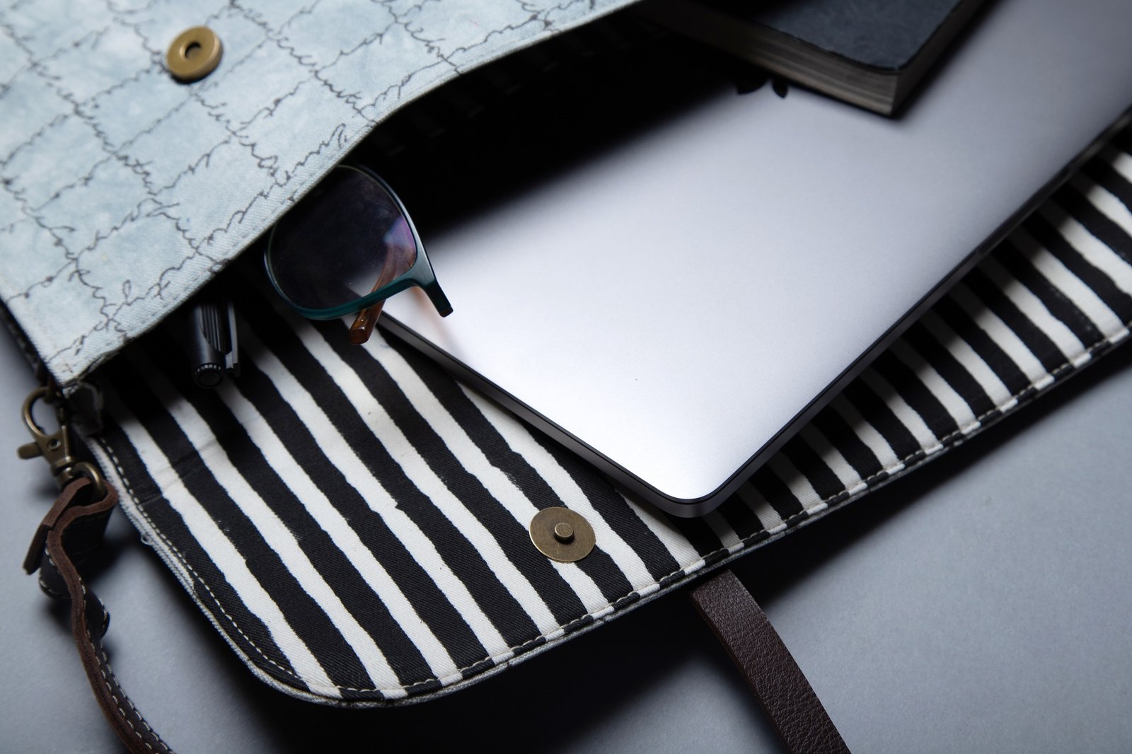 White-Grey Handcrafted-Studio Laptop Sleeve