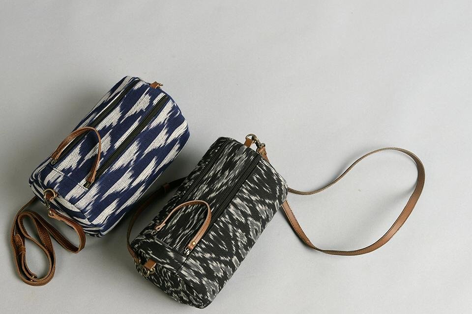 Black-White Handcrafted-Studio Barrel Bag