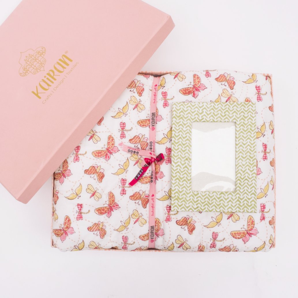 The colorful Wings Oh So Cozy Hamper