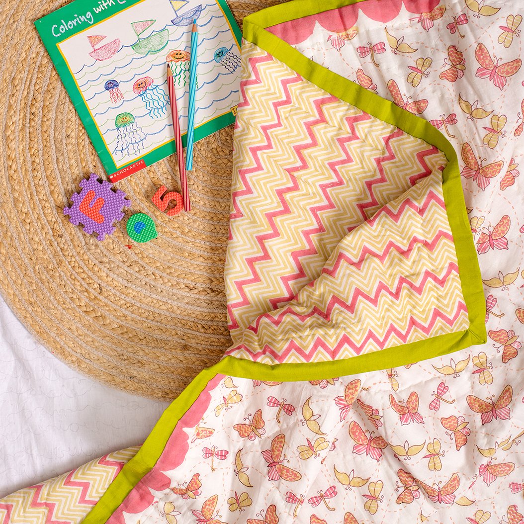 The colorful Wings Oh So Cozy Hamper