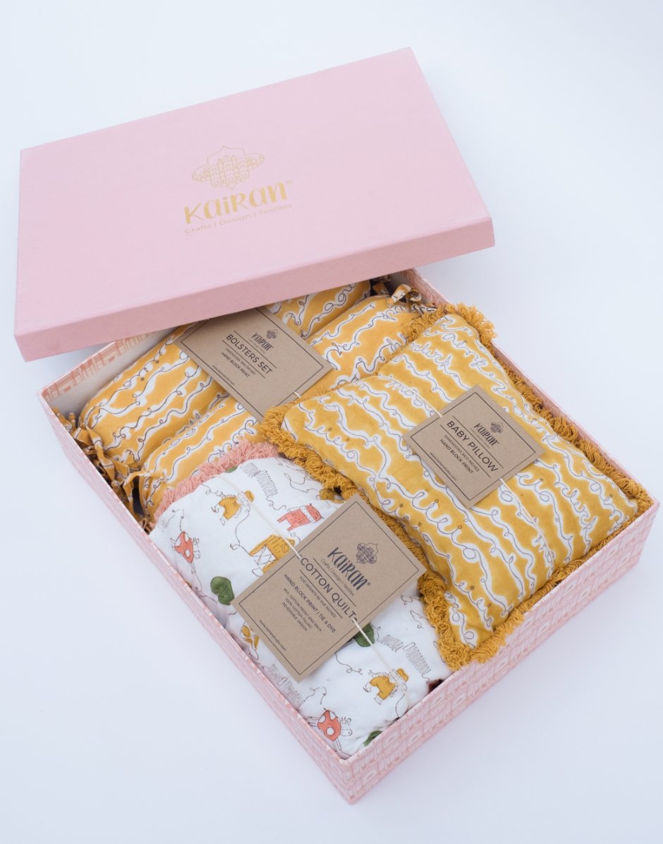 Old MacDonald had a farm Welcome To The World baby Hamper Set of 4 Pcs
